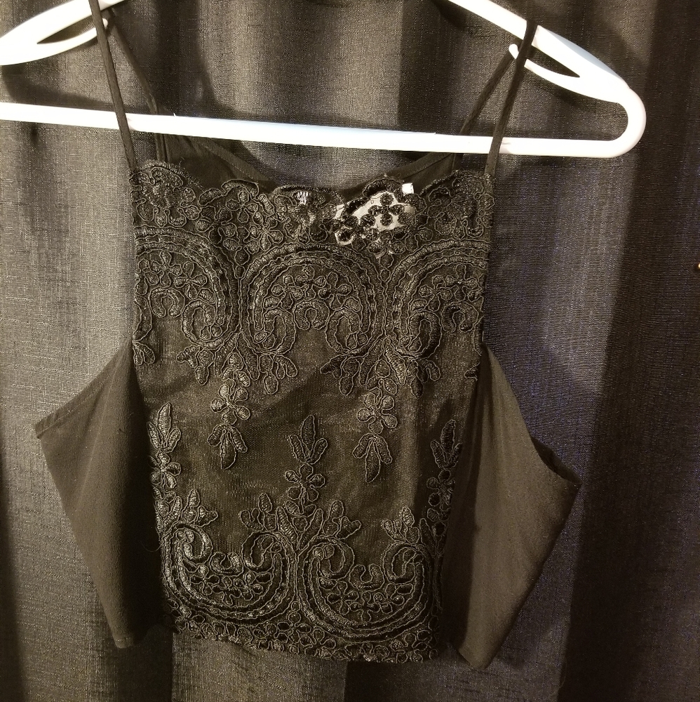 Kendall and kylie crop top